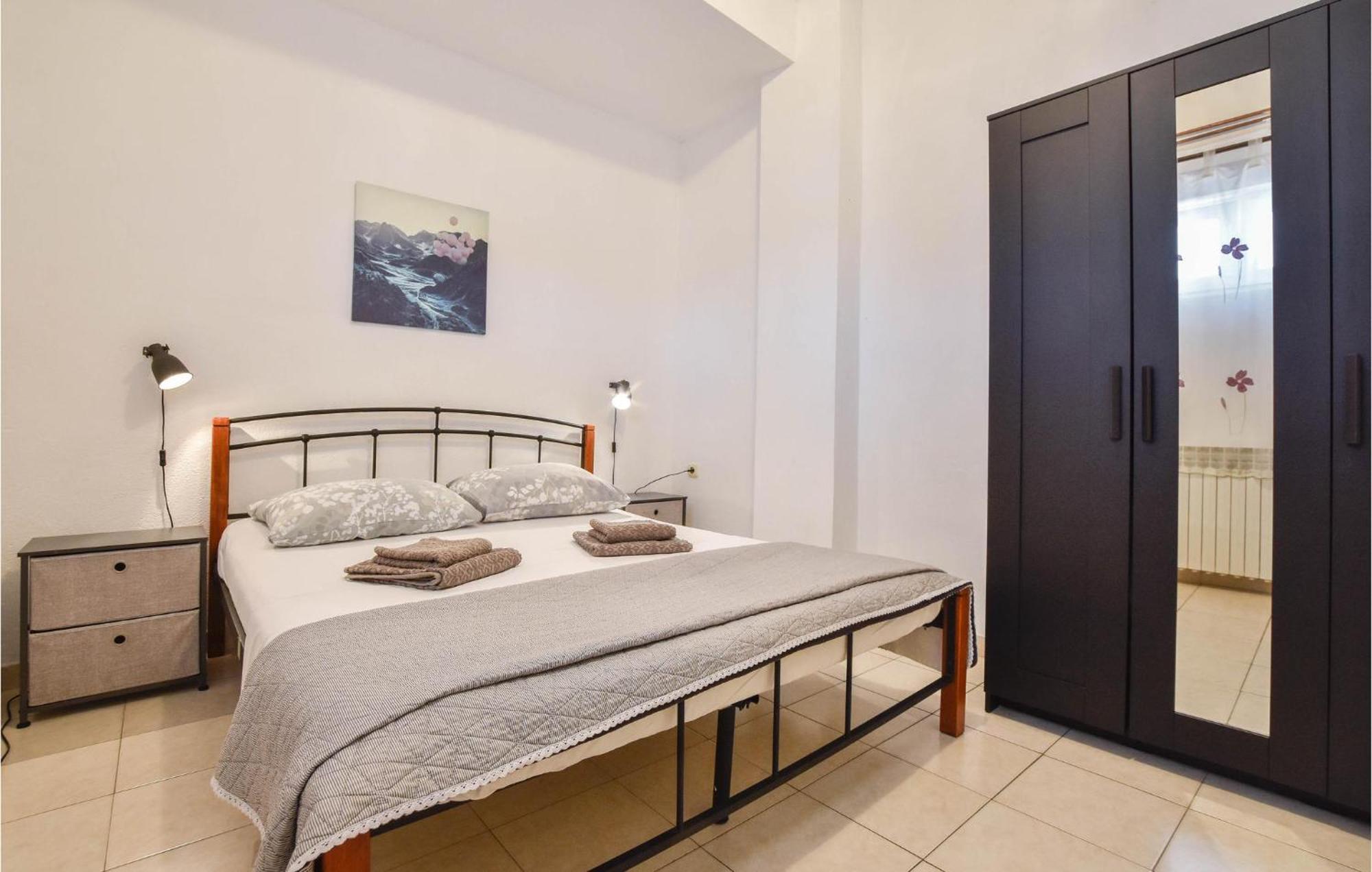 Nice Home In Poljica With House Sea View Marina Esterno foto
