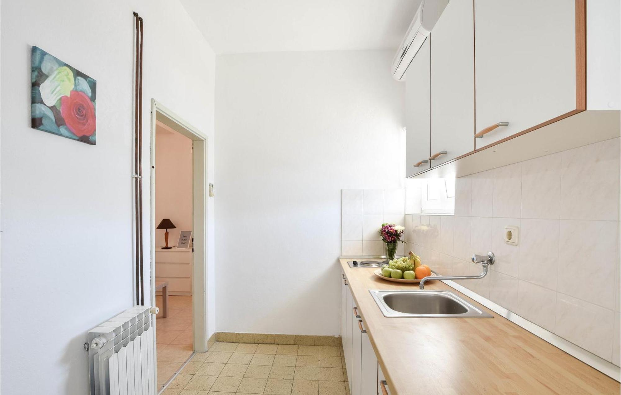 Nice Home In Poljica With House Sea View Marina Esterno foto
