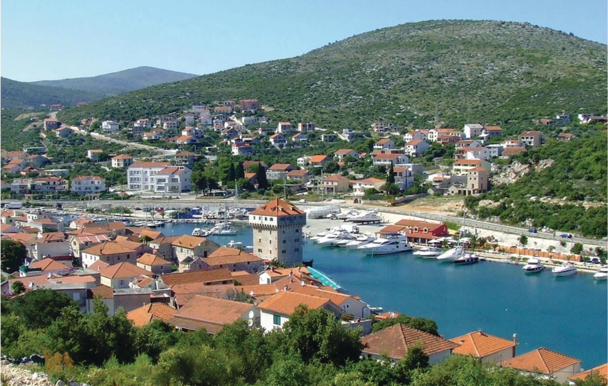 Nice Home In Poljica With House Sea View Marina Esterno foto