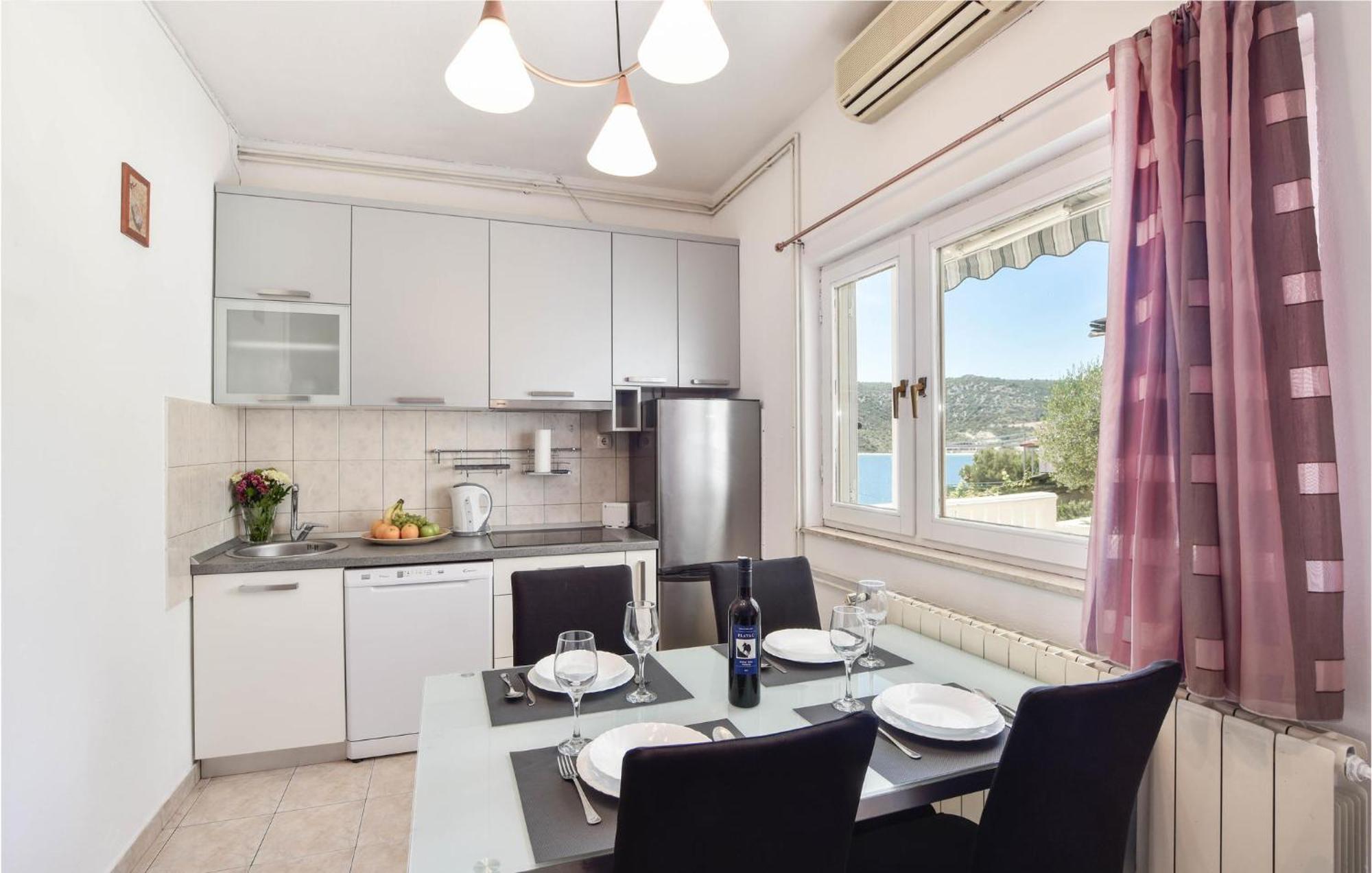 Nice Home In Poljica With House Sea View Marina Esterno foto